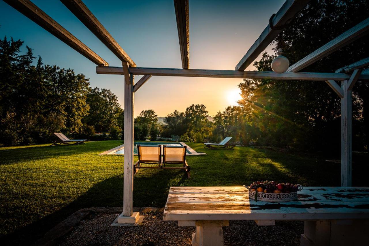 オストゥーニ Borgo Del Tempo Ritrovato - Luxury Relais In Pugliaヴィラ エクステリア 写真