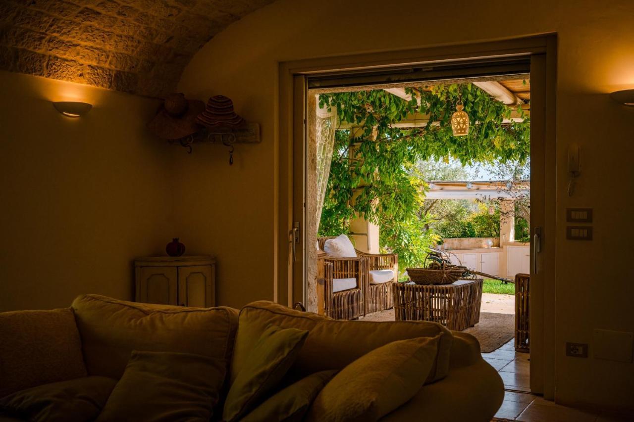 オストゥーニ Borgo Del Tempo Ritrovato - Luxury Relais In Pugliaヴィラ エクステリア 写真