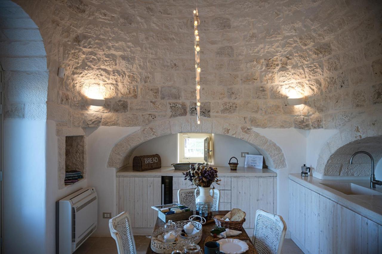 オストゥーニ Borgo Del Tempo Ritrovato - Luxury Relais In Pugliaヴィラ エクステリア 写真