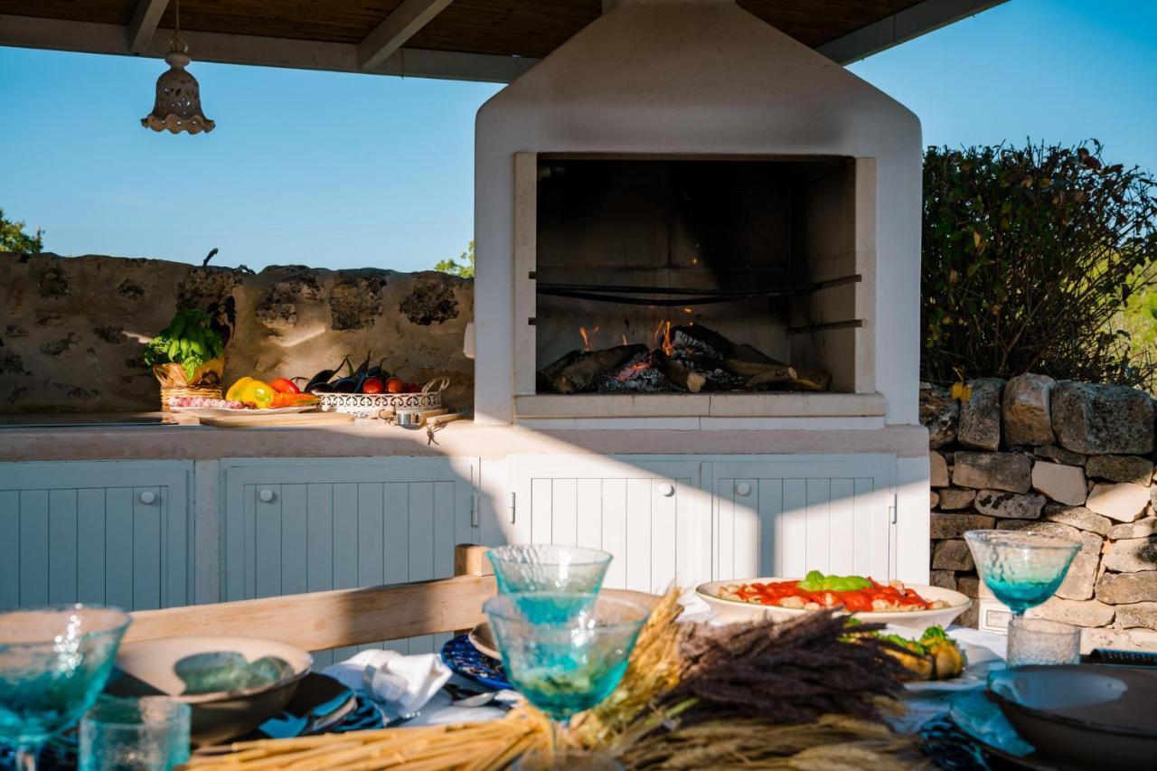 オストゥーニ Borgo Del Tempo Ritrovato - Luxury Relais In Pugliaヴィラ エクステリア 写真